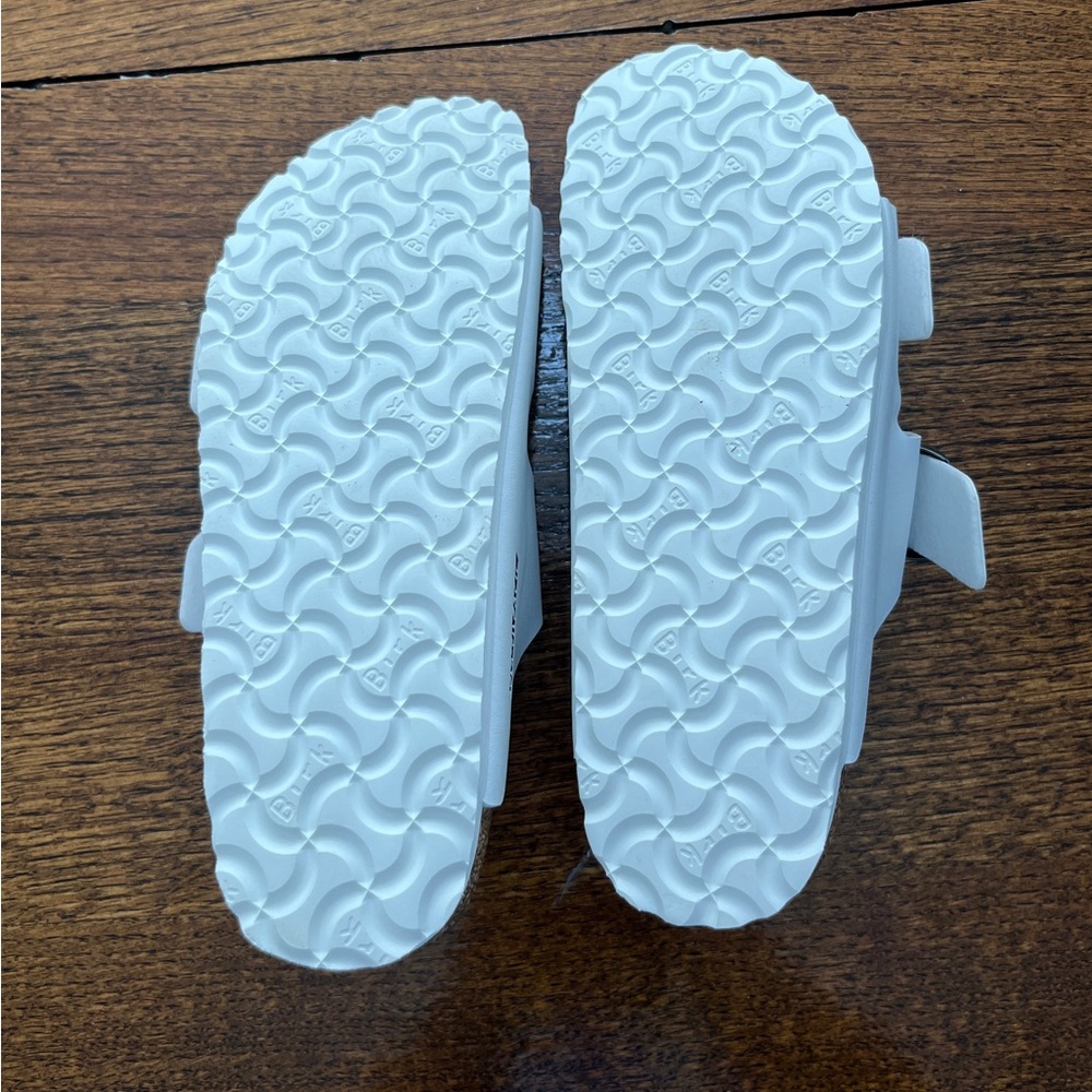 Birkenstock Arizona White Sandals - Picture 6 of 6